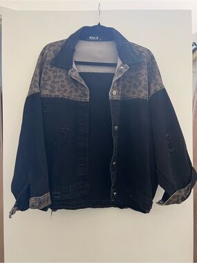 Blue B Collection Black Leopard Distressed Denim Jacket M